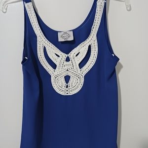 Women's Inspirations sleeveless blouse, size large no tag, color blue